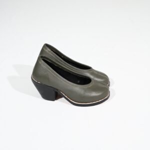 The Sage Artisan Tabi Leather Pumps